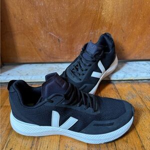 Veja Impala Sneakers